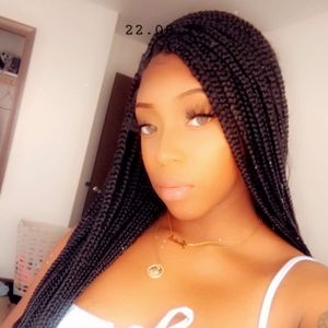 Meet your Posher, Kenyatta